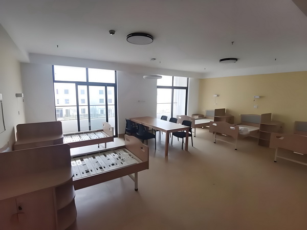 穿越为后：我的相公是宝宝